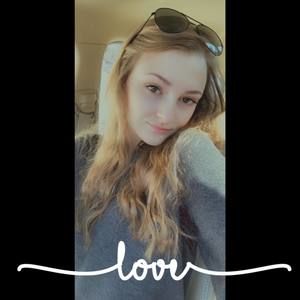 Meet your Posher, Caroline